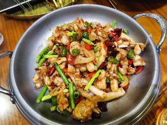 干锅牛蛙-圣夜东北菜烧烤·夜宵·龙虾(胥江路店)
