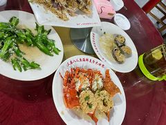 -三亚新鸿港水果一级批发市场