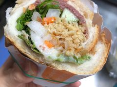 -Bánh Mì Huynh Hoa
