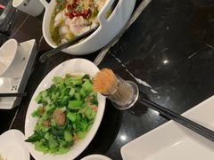 -满江红四季餐厅 · 国家五钻级酒家(新纪元大酒店店)