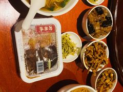 -功德林(南京西路店)