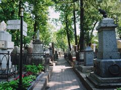 -亚历山大·涅夫斯基修道院