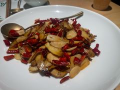 香辣牛肝菌-一坐一忘云南菜(卓悦中心)