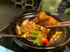 啫啫牛蛙煲-正斗·港式粤菜(SKLP店)