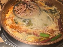 -洱火云南酸菜牛肉火锅(石景山当代商城店)