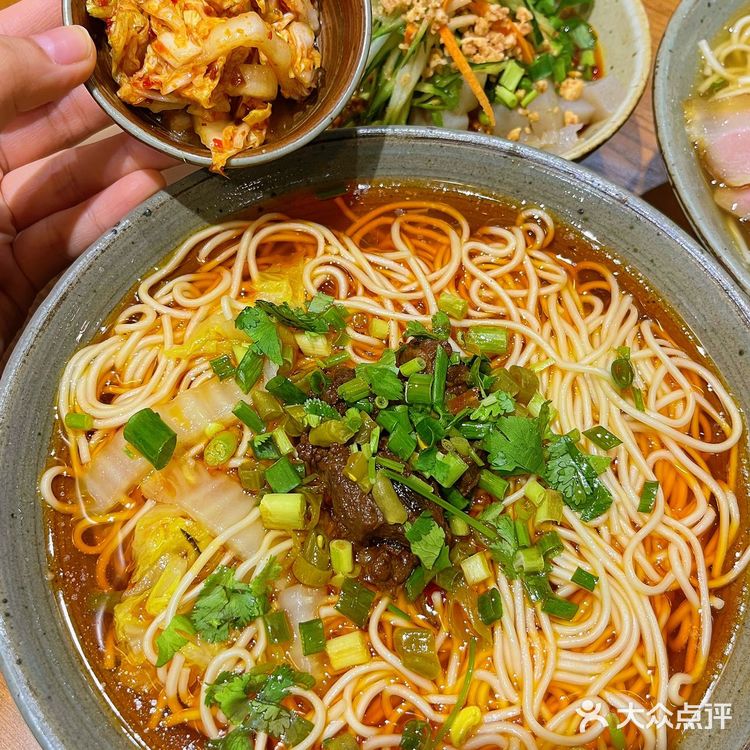 不会还有人没吃过这家川藏凉粉吧！👅 