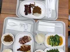 -了凡油鸡饭·面(台北101店)