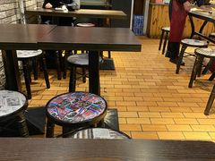 -爆炸头阿姨小四川正宗川味小吃(无任何分店)