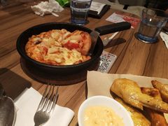 -必胜客(中大银泰店)