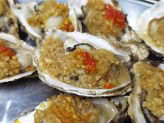 -蚝哥花姐湛江烤生蚝(美丽湾市场店)