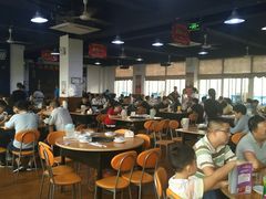 大堂-皖北巫氏三胖地锅鸡(长淮总店)