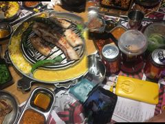 -青瓦炭韩潮烤肉(花园道店)