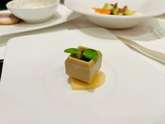 -玥轩YUE HIN(IFS国际金融中心店)