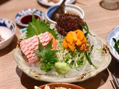 三文鱼腩刺身-小山日本料理(岭南天地店)