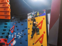 -嗨马乐动室内潮玩运动·团建·轰趴·桌游(南丰汇店)