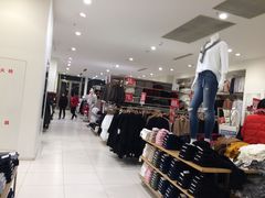 -优衣库(红谷滩万达店)