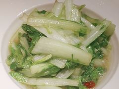 -纳鲁孜·新疆特色餐厅(上海悦荟广场店)