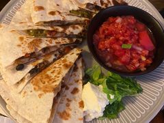 辣墨西哥牛肉饼-萨尔瓦多Salvador's