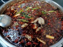 -鸿顺老铁锅美蛙鱼府(解放碑店)