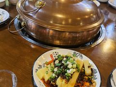 -岳记兴隆·青城腊排铜火锅(融创店)