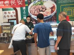 大堂-西部马华清真兰州牛肉面·烧烤夜市(关东店)