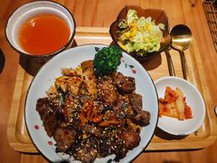 -POKEE VIA&Brunch·维娅(重庆来福士店)