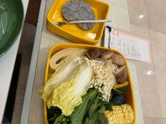-润园四季椰子鸡火锅(卓越INTOWN店)