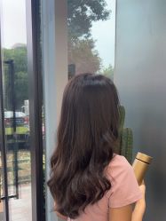 -Tloml salon