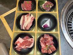-匠牛亭·锅物烧肉放题自助(昆百大·泰业城店)