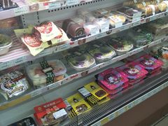 -全家便利店(东直门店)