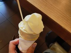 -麦当劳(杭州西湖银泰百货店)