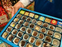 -VENCHI 闻绮(北京国贸商城店)