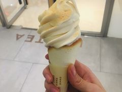 -喜茶(杭州滨江宝龙店)