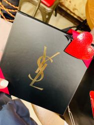 -YVESSAINTLAURENT