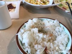 米饭-顶顶香煎饼家常菜(金花南路店)