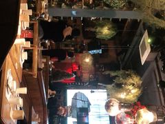 -胡桃里音乐餐厅(陶溪川店)(川湘赣菜·世界百大酒庄直供红酒·音乐表演)