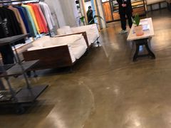 -STUSSY(狎鸥亭路46街店 )