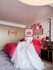 -予白婚纱礼服馆