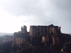 -冰沟丹霞旅游景区