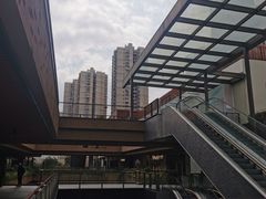 -瑞虹新天地月亮湾