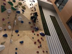 -ROCKPLUS攀岩馆(环宇城店)