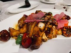 宫保鸡丁炒鹅肝-朝(澳门伦敦人店)