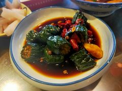 -富正毅三下锅·湘西韵味(天门山索道店)