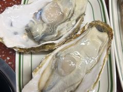 生蚝-四囍码头海鲜烧烤自助火锅(外滩南京东路悦荟广场店)