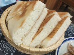 三角饼-八两八金·莱芜特色炒鸡(市南漳浦路店)
