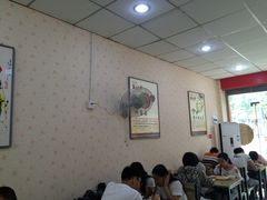 大堂-土耳其烤肉饭镇江百年面霸(玉茗华城店)