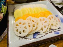 -毛辣果·贵州红酸汤牛肉火锅(西单店)