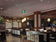 -八府香鸭·啫啫煲(华山路店)