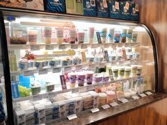 零售区-Blueglass酸奶(华贸购物中心店)