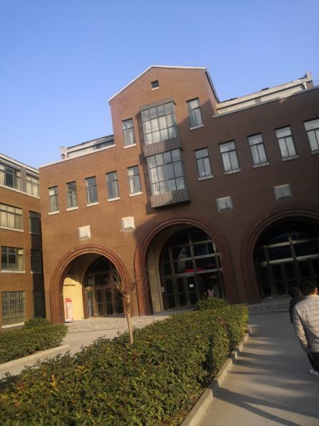新乡医学院三全学院(平原校区)-"省内数一数二的民办院校,虽然贵,条件